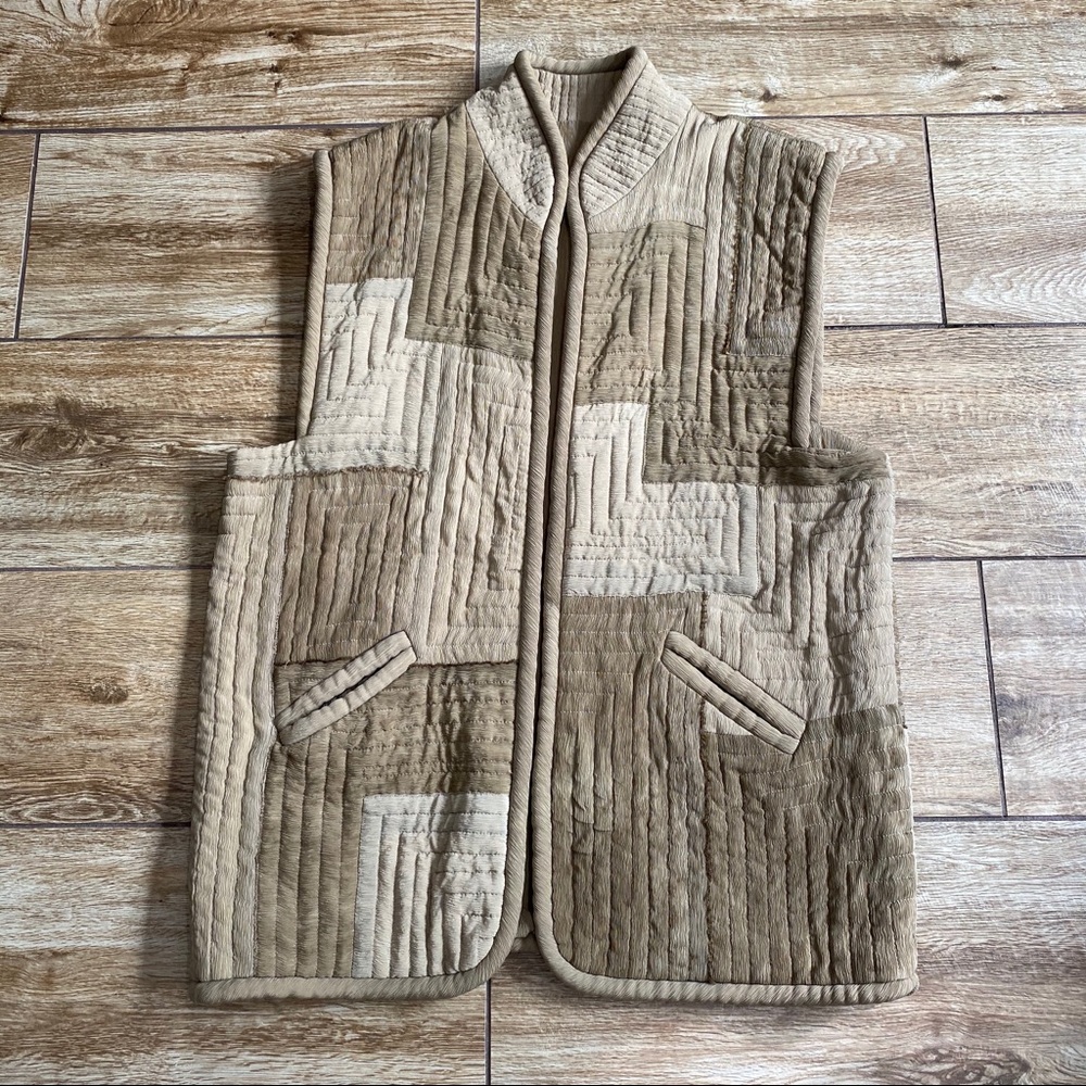 Kiss of the Wolf Quilt Silk Vest Sz M Wearable Art - Picture 8 of 12
